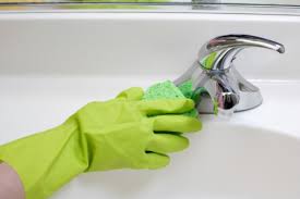 Pulire il bagno con prodotti naturali e fai da te benessere ... Pulizia del bagno