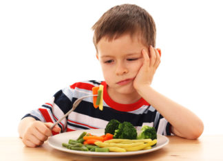 Bambino non mangia le verdure