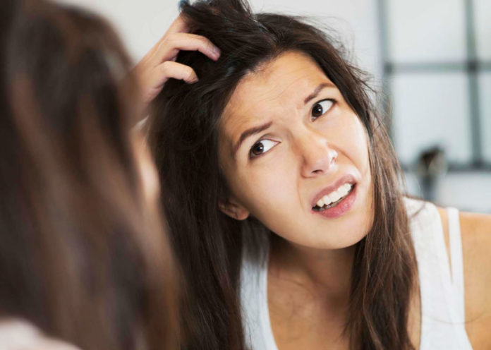Rimedi naturali per capelli sfibrati: cosa fare e cosa evitare