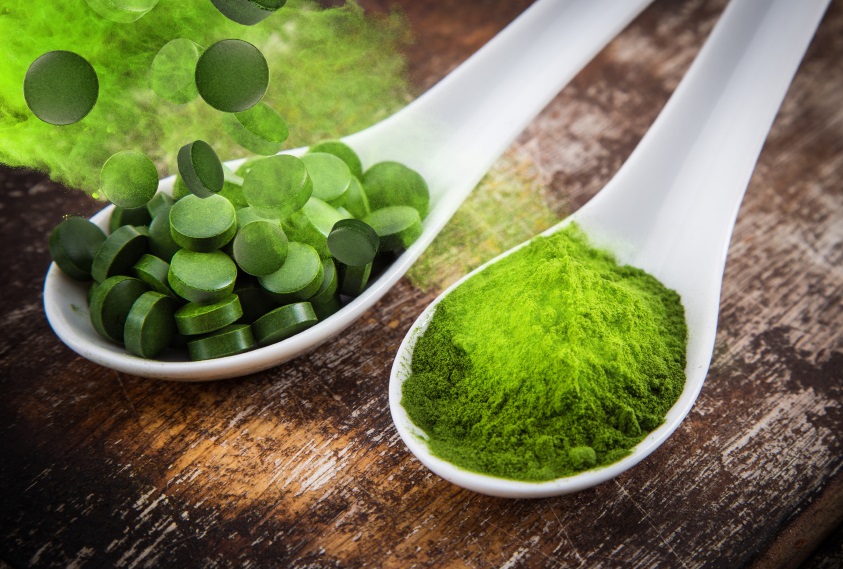 Spirulina prima dei pasti aumenta il senso di sazietà