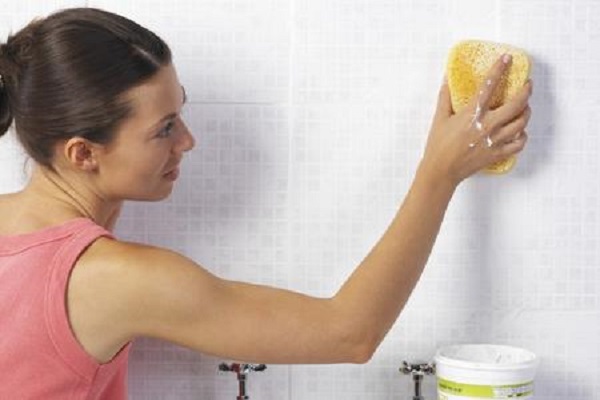 Pulire il bagno con prodotti naturali