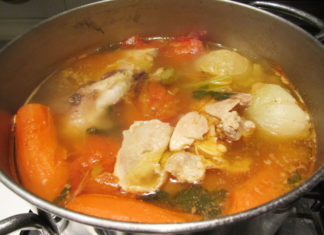 brodo di pollo