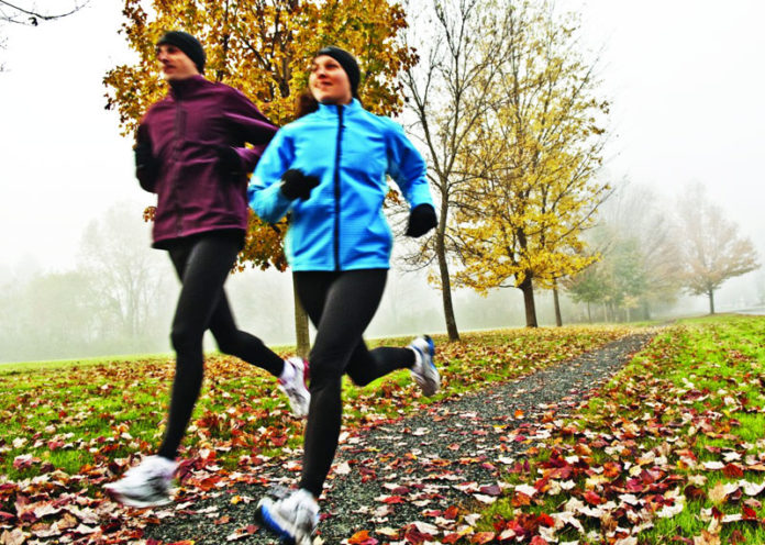 Correre in inverno con freddo e pioggia