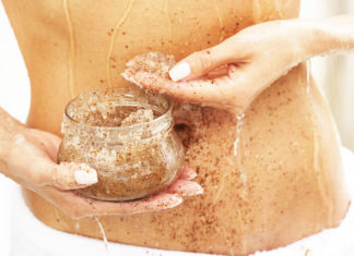 Scrub corpo "fai da te", importante per il benessere della pelle