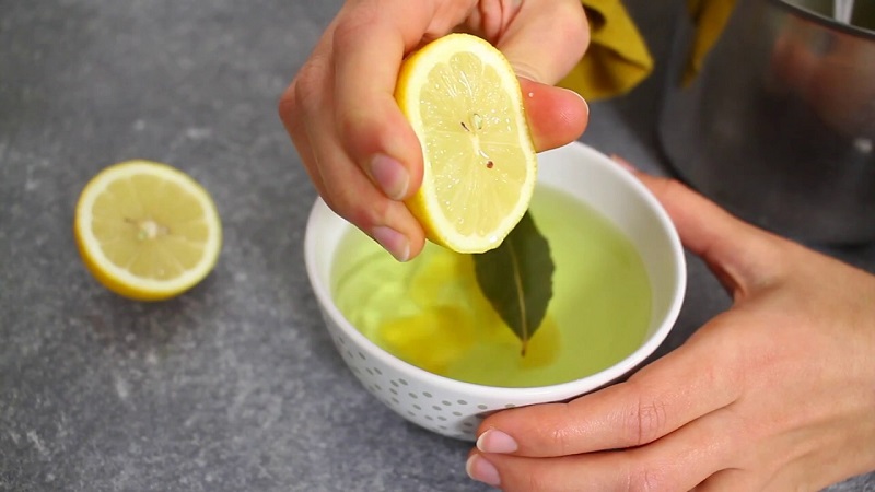 Il limone nell'infuso di alloro