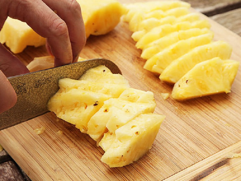 preparare succo di ananas