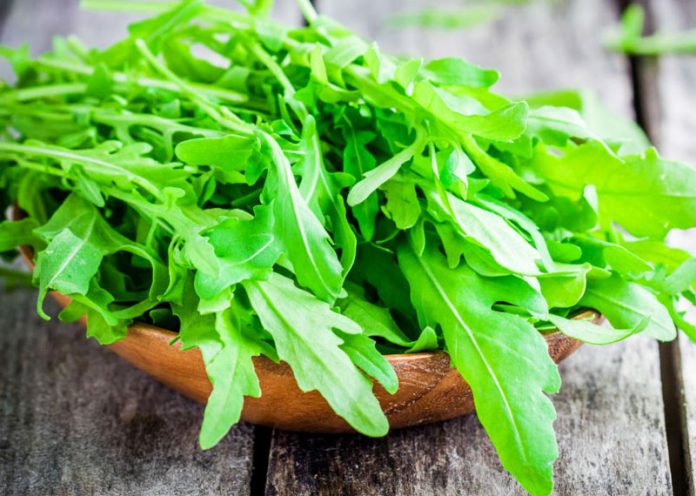 Rucola, un potente digestivo naturale (come infuso o amaro)