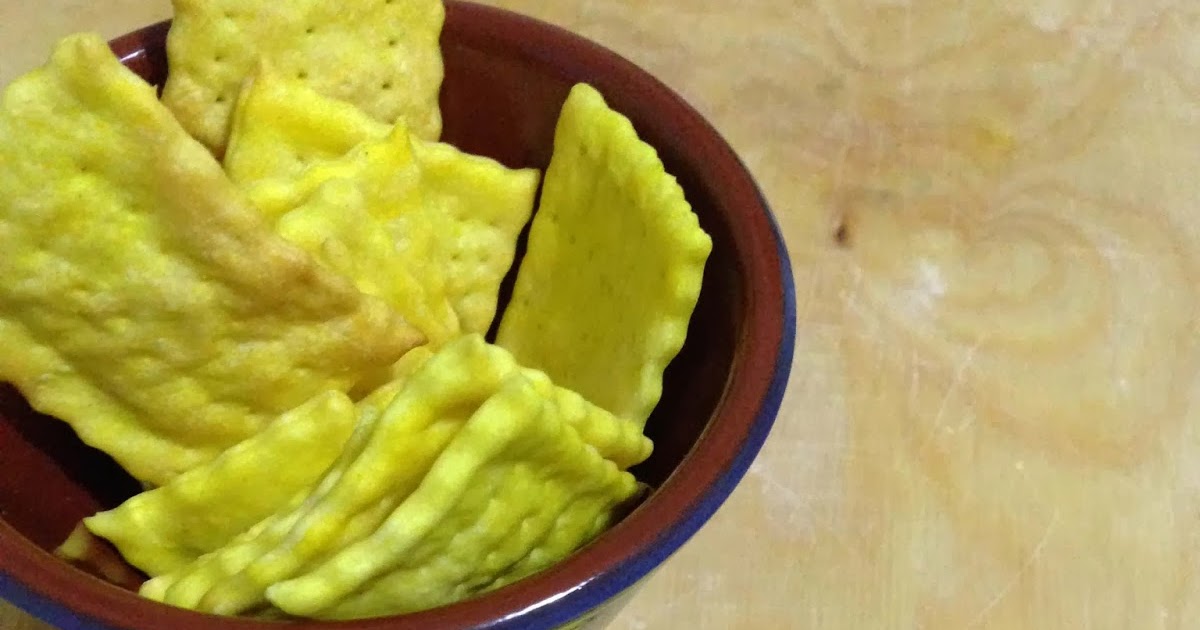 crackers alla curcuma