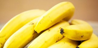 Banana gialla, marrone o verde? Ecco quando è meglio mangiarla