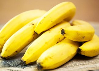 Banana gialla, marrone o verde? Ecco quando è meglio mangiarla