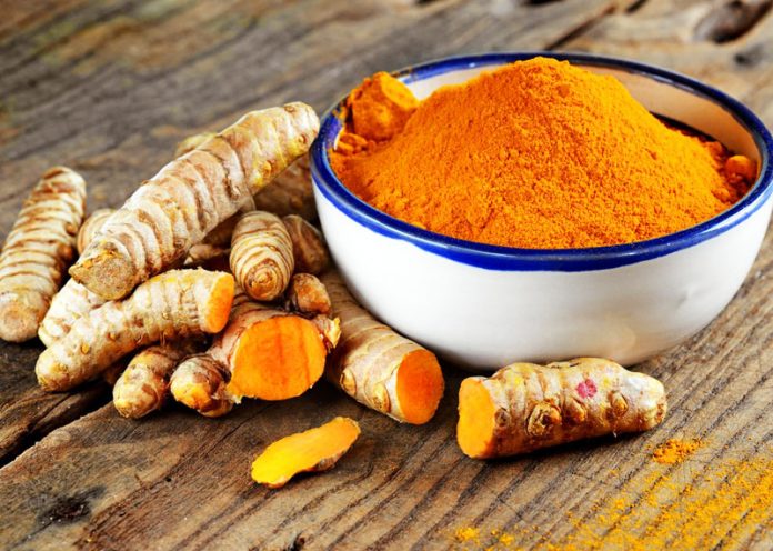 curcuma per alleviare i calcoli biliari