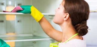 Pulire il frigo da muffe, macchie e cattivi odori con prodotti naturali