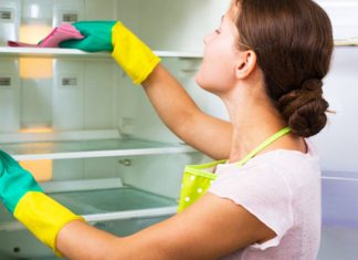 Pulire il frigo da muffe, macchie e cattivi odori con prodotti naturali
