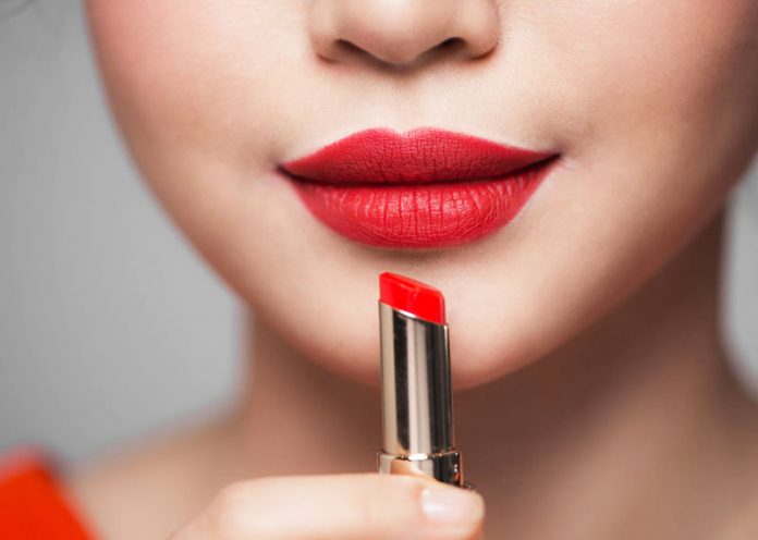 Rossetto anti-fame per dimagrire (i medici sono scettici)