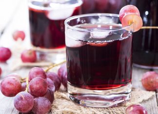 Succo d'uva: bevanda super-benefica e come preparala a casa