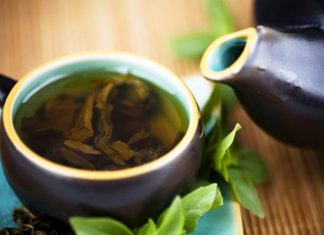 infuso di alloro, salvia e cannella