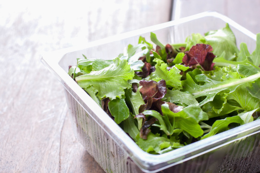 insalata in busta già pronta