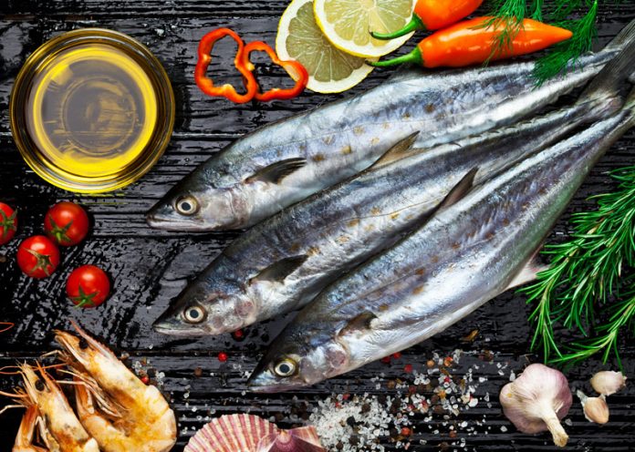 Pesce azzurro: 5 benefici eccezionali per salute e bellezza