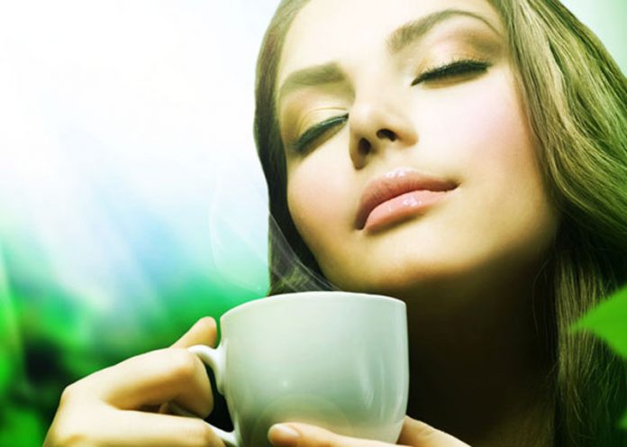 8 tisane rilassanti contro stress, ansia e malumore