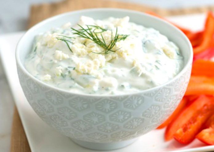 Dieta dello yogurt greco: proteine e probiotici per dimagrire e stare bene