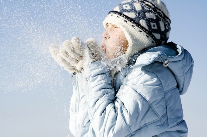 Camminare fuori anche in inverno migliora il ritmo sonno / veglia