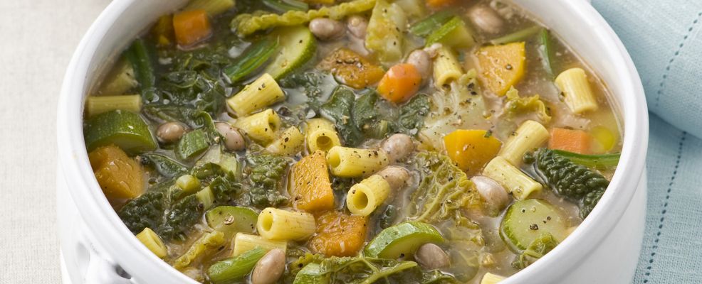 zuppa, minestrone con fagioli