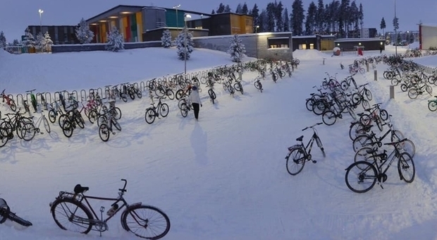 Sane abitudini: in bicicletta a scuola anche a -20°C (accade in Finlandia)