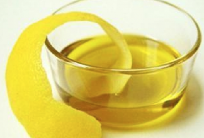 come preparare olio essenziale di limone
