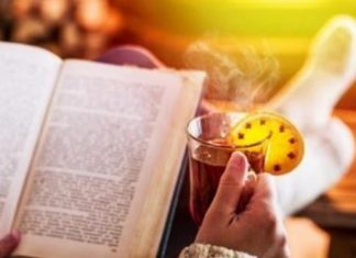 Restare a casa invece che uscire è sintomo di intelligenza: una ricerca lo dimostra