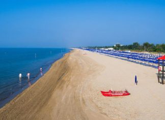 Spiaggia Bibione divieto di fumare