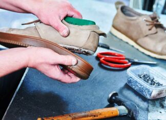 come riparare le scarpe