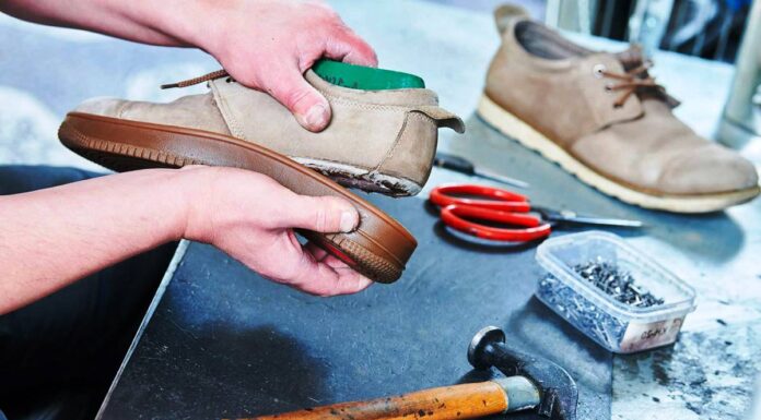 come riparare le scarpe