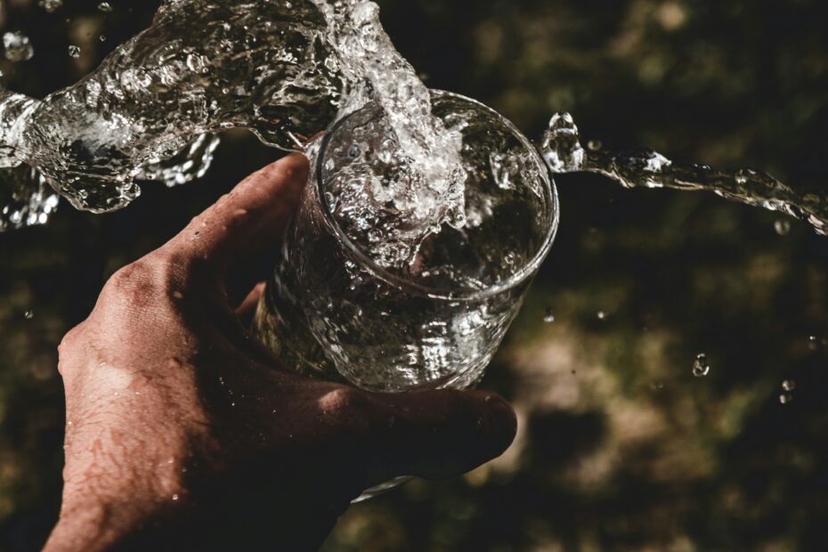 acqua frizzante o naturale