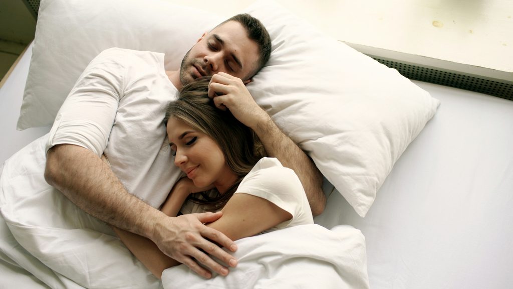 cambiare posizione durante il sonno